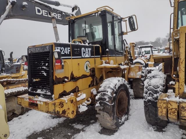 Image of Caterpillar IT24F equipment image 4