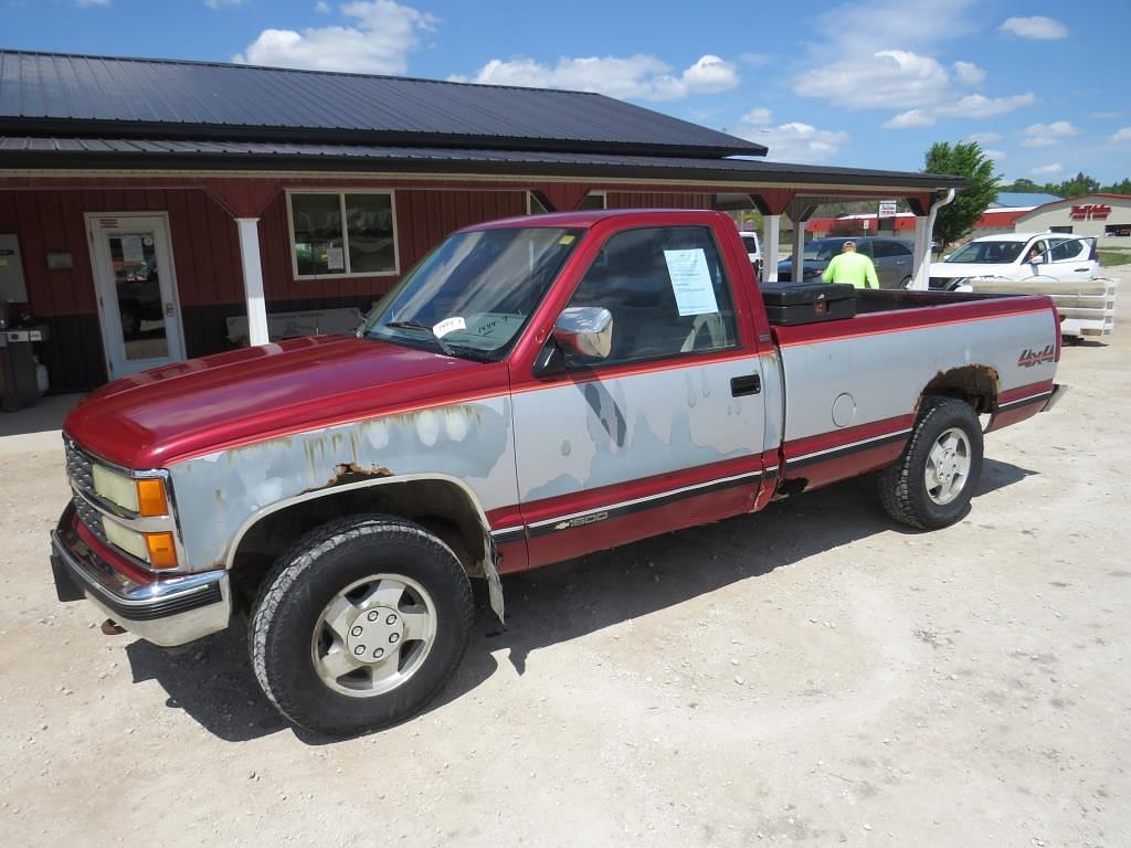 Image of Chevrolet 1500 Primary image