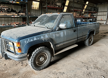 1992 Chevrolet 2500 Equipment Image0