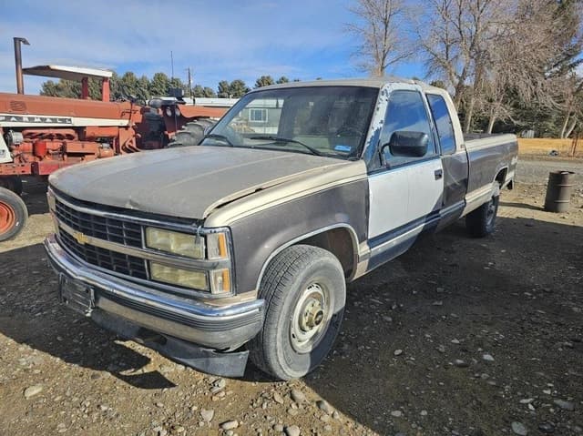 Image of Chevrolet 2500 equipment image 1