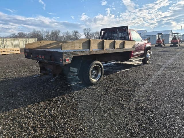 Image of Chevrolet 3500HD equipment image 4