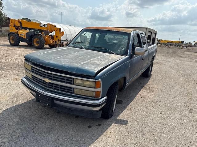 Image of Chevrolet C1500 equipment image 1