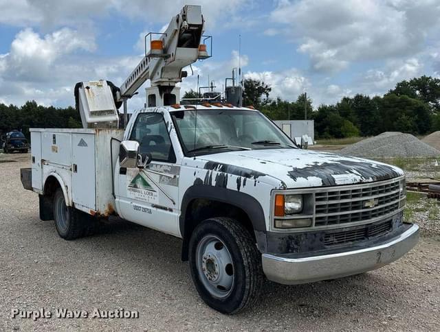 Image of Chevrolet C3500 equipment image 2