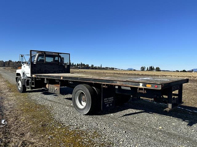 Image of Chevrolet C70 equipment image 2