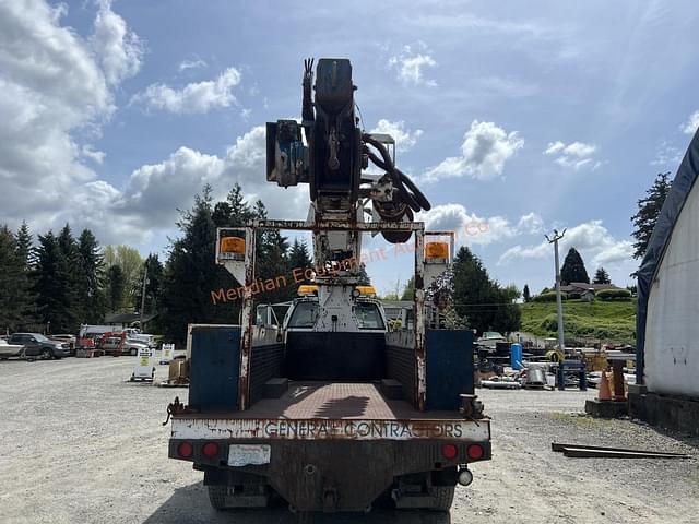 Image of Chevrolet Kodiak equipment image 4