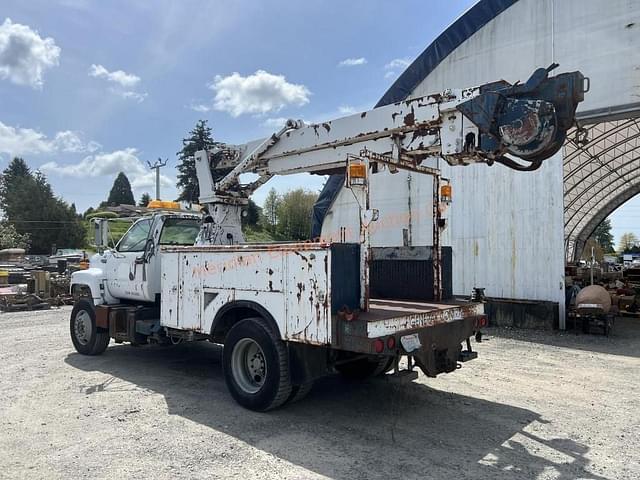 Image of Chevrolet Kodiak equipment image 3