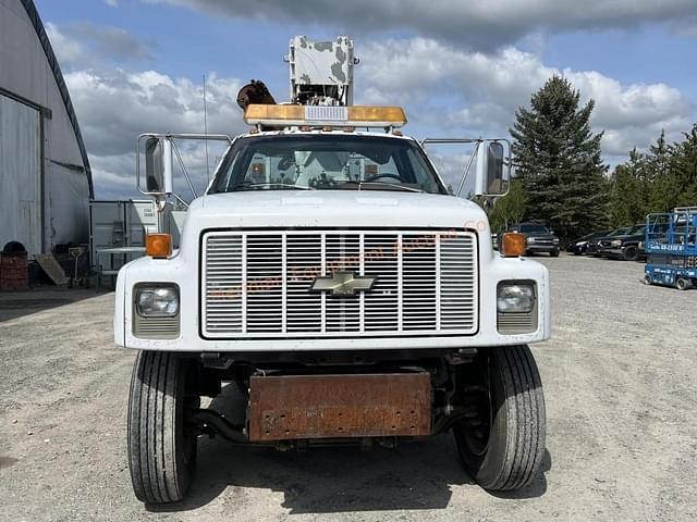 Image of Chevrolet Kodiak equipment image 2
