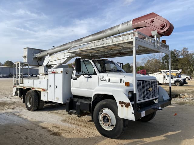 Image of Chevrolet Kodiak equipment image 3