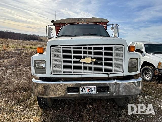 Image of Chevrolet Kodiak equipment image 2