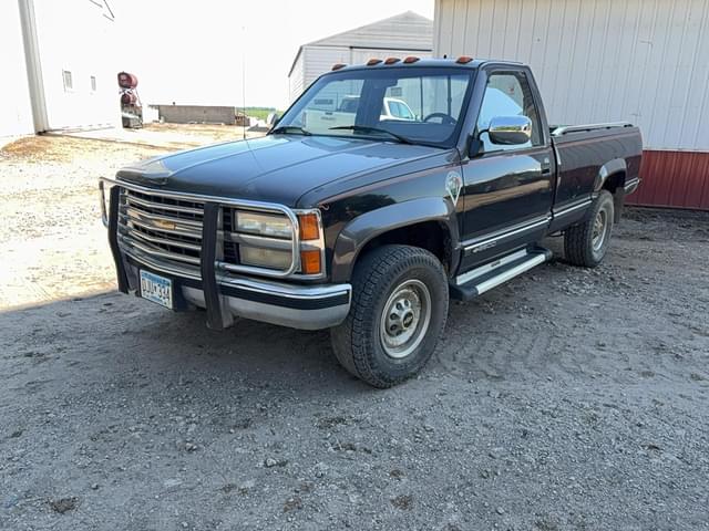 Image of Chevrolet 2500 equipment image 4