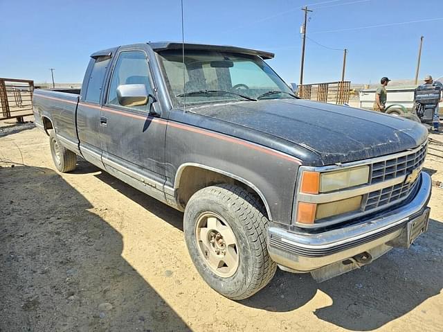 Image of Chevrolet 1500 equipment image 2