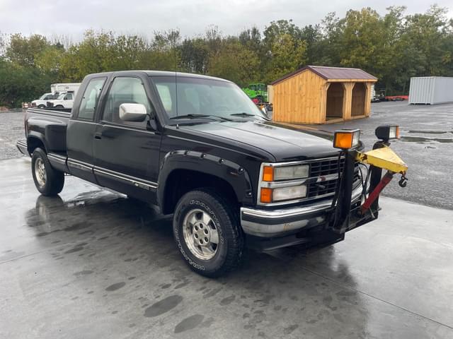 Image of Chevrolet 1500 equipment image 1