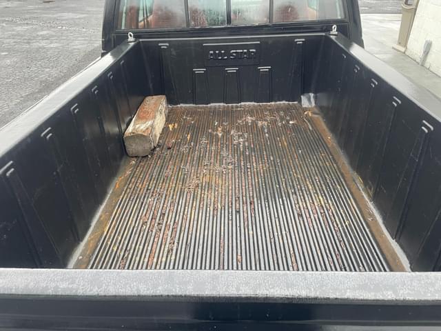 Image of Chevrolet 1500 equipment image 3