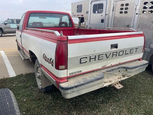 Image of Chevrolet 1500 equipment image 4