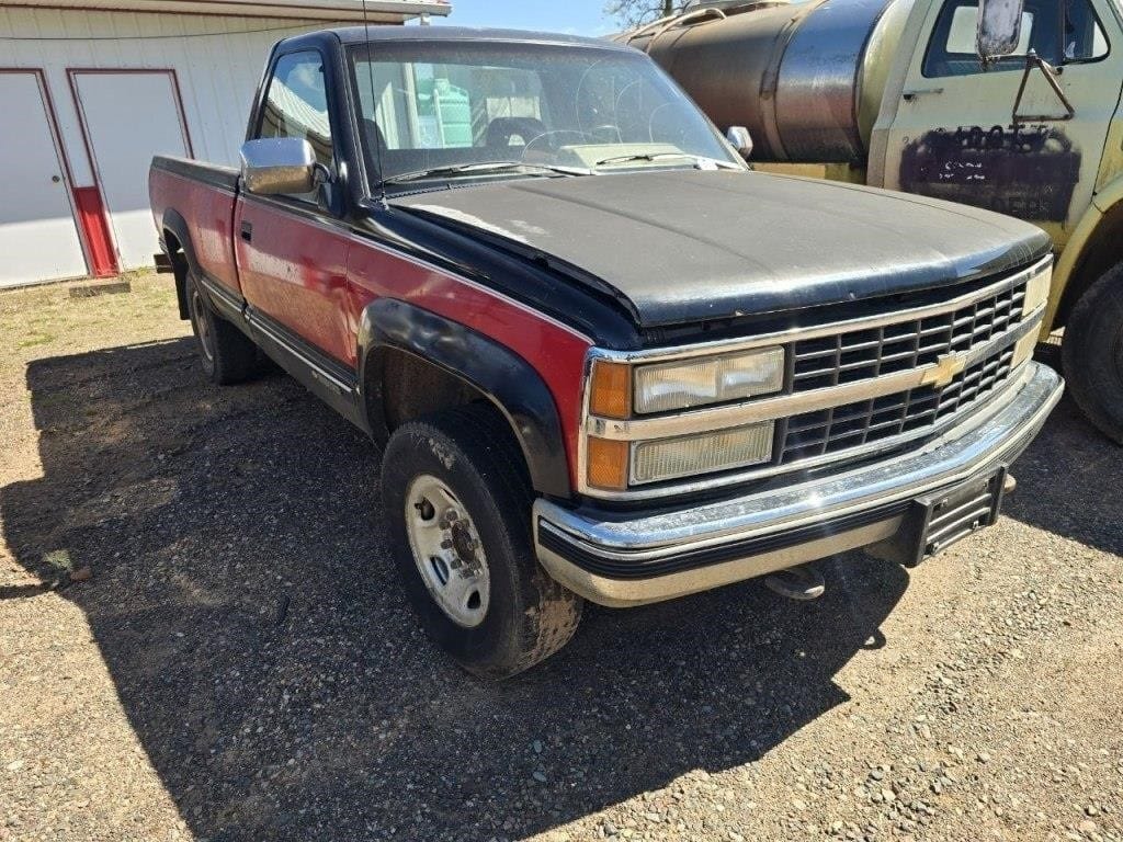 1992 Chevrolet 2500 Equipment Image0