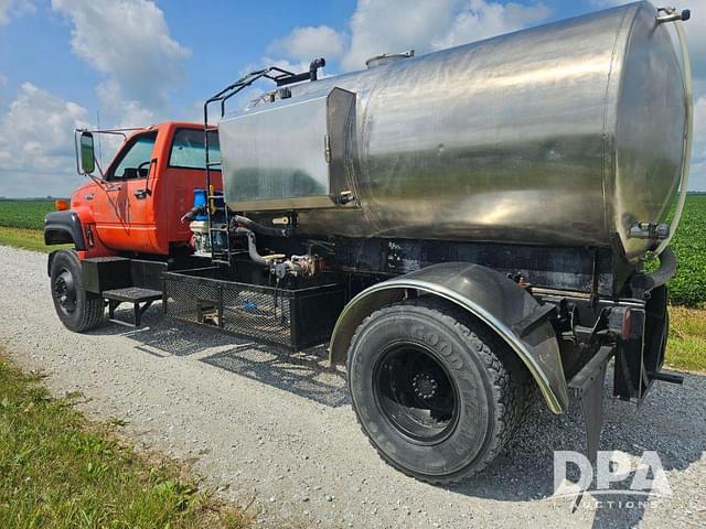 Image of Chevrolet Kodiak equipment image 4