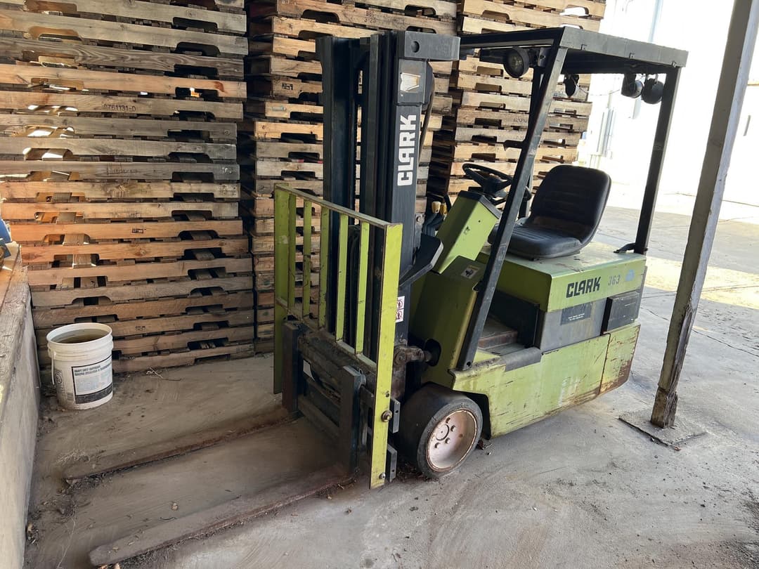 Image of Clark TM20 Primary image