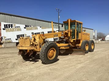 Main image John Deere 672B