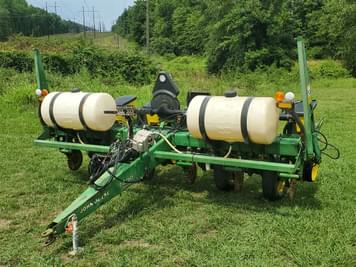 Main image John Deere 7200