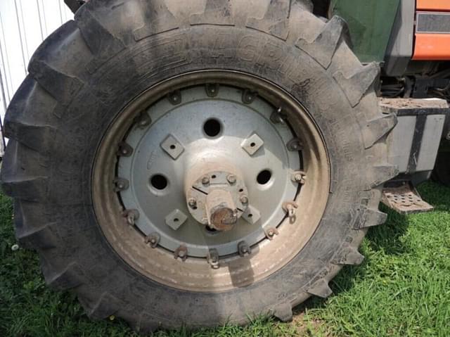 Image of Deutz-Allis 9130 equipment image 4