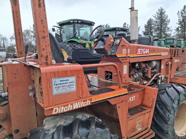 Image of Ditch Witch 8020 equipment image 2