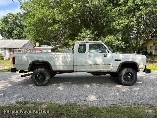 Image of Dodge Ram 250 equipment image 3