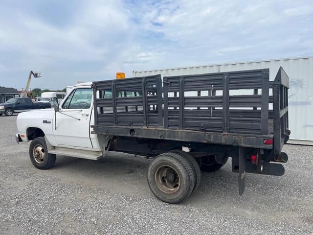 Image of Dodge Ram 350 equipment image 1