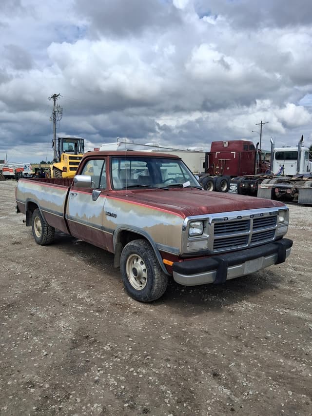 Image of Dodge Ram 150 equipment image 4