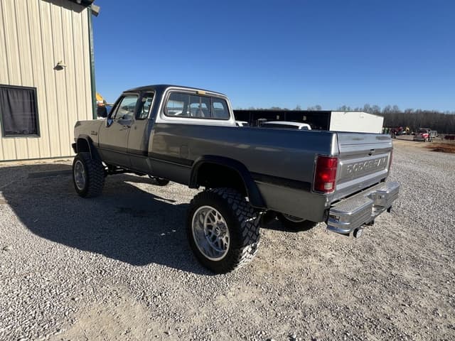 Image of Dodge Ram 250 equipment image 4