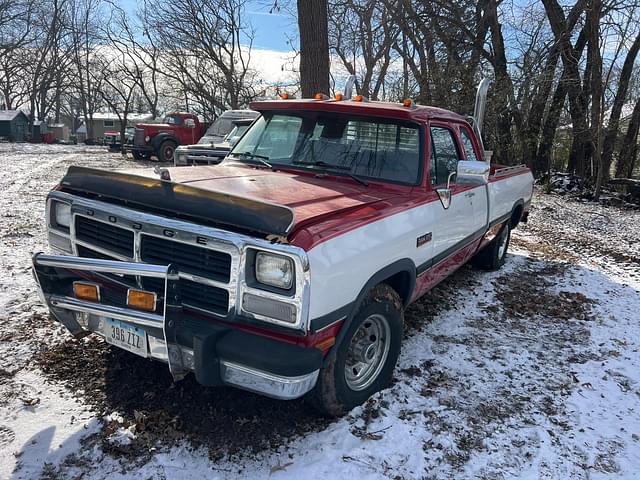 Image of Dodge Ram 2500 equipment image 1