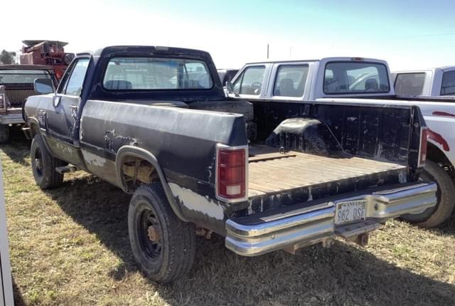 Image of Dodge Ram 250 equipment image 3