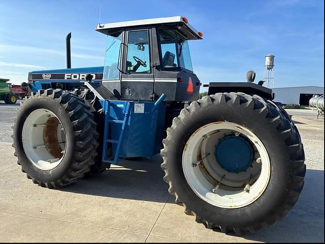 Image of Ford 946 equipment image 4