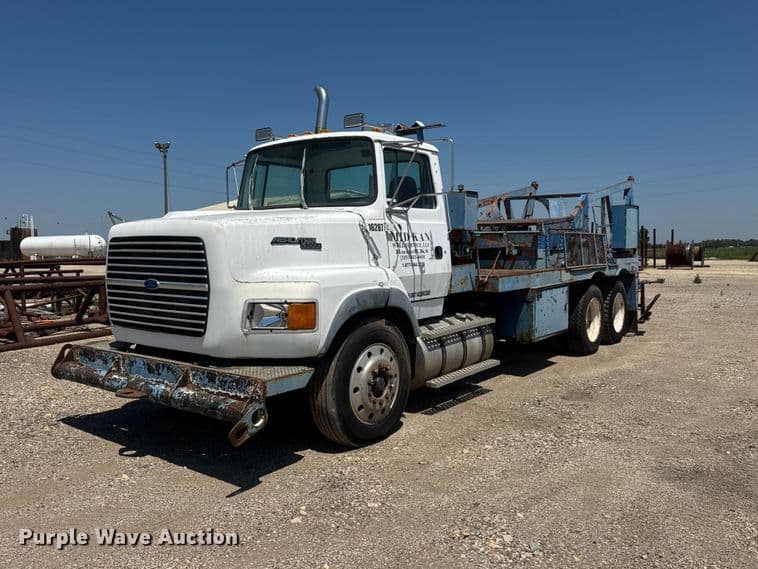 Image of Ford L9000 Primary image