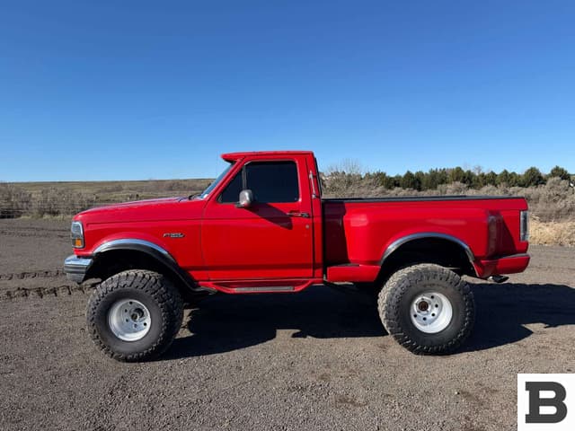 Image of Ford F-150 equipment image 1