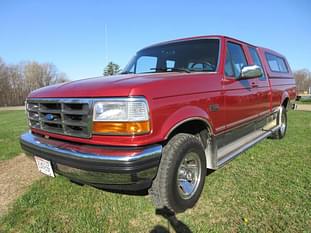 1992 Ford F-150 Equipment Image0