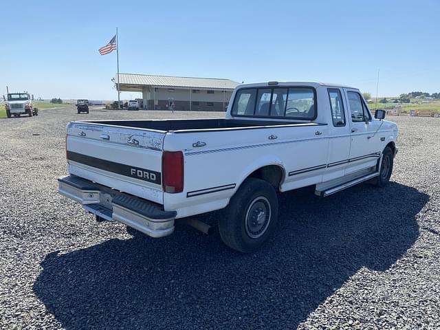 Image of Ford F-250 equipment image 4