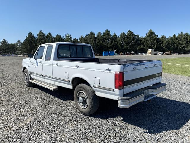 Image of Ford F-250 equipment image 2