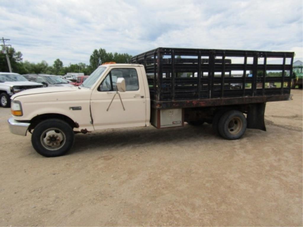 Image of Ford F-350 Primary image