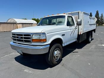 1992 Ford F-450 Equipment Image0