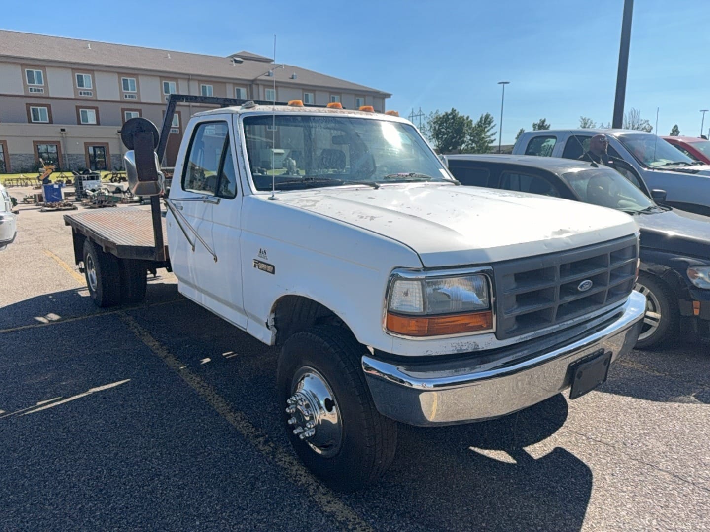 1992 Ford F-SERIES Equipment Image0