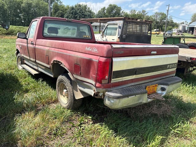 Image of Ford F-150 equipment image 4