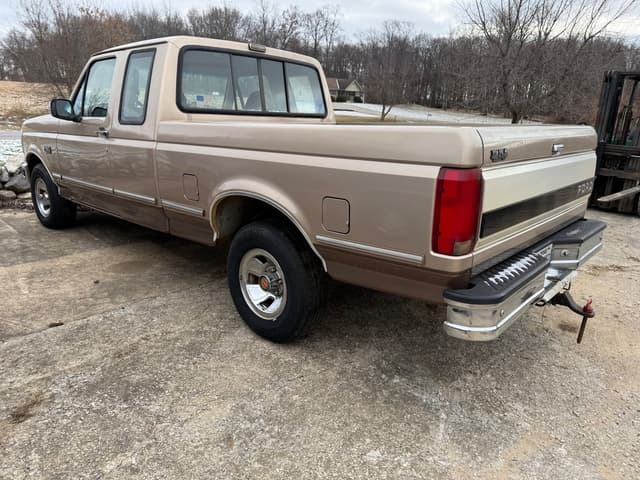 Image of Ford F-150 equipment image 3