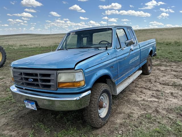 Image of Ford F-250 equipment image 1