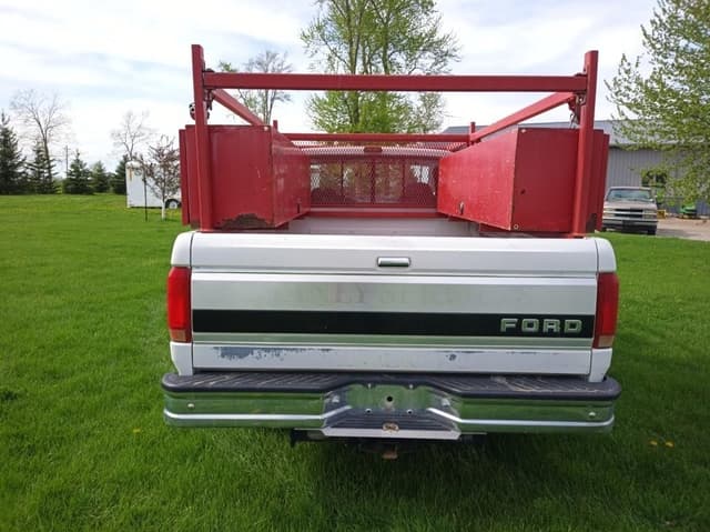 Image of Ford F-250 equipment image 3