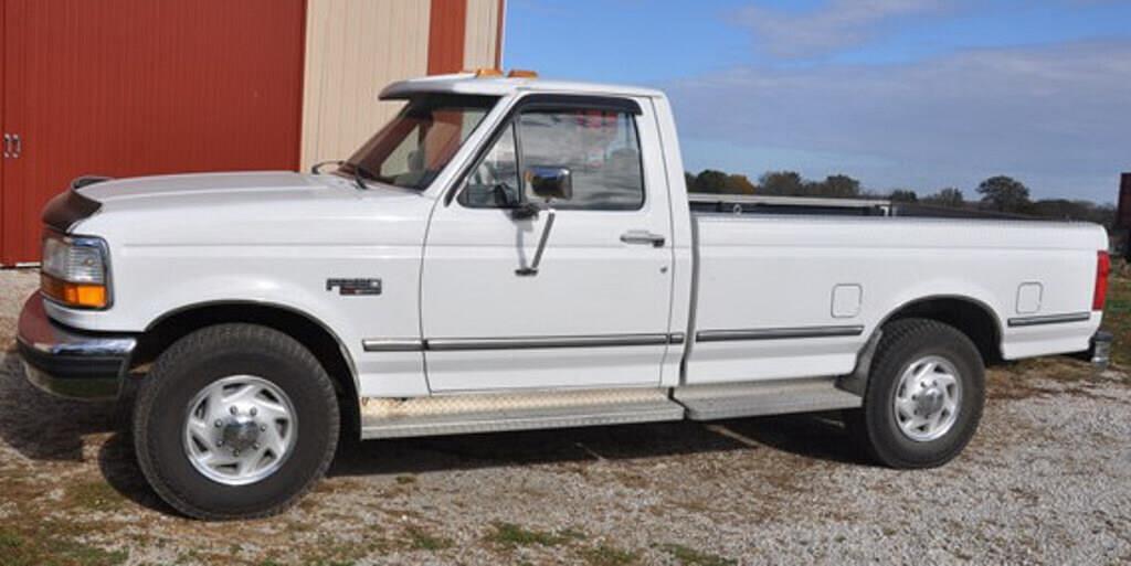 Image of Ford F-250 Primary image