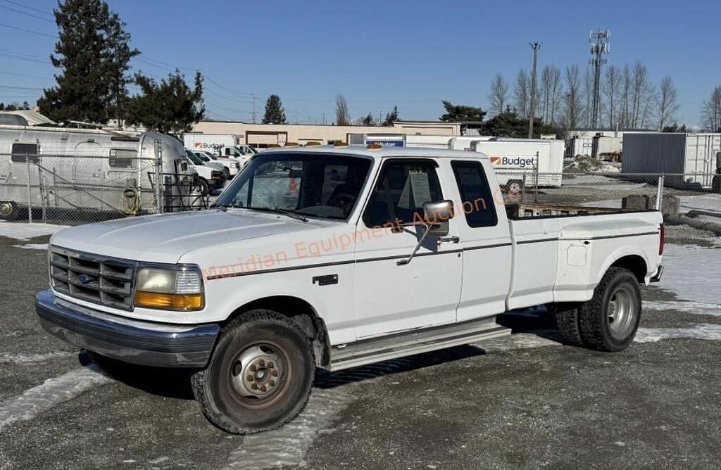 Image of Ford F-350 Primary image