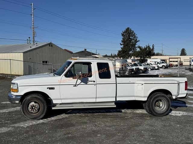 Image of Ford F-350 equipment image 1