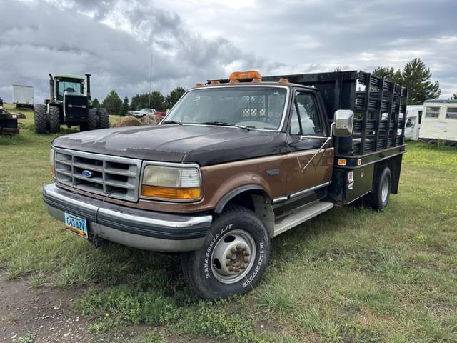Image of Ford F-450 equipment image 3