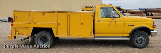 Image of Ford F-450 equipment image 3