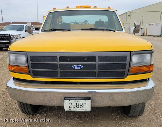 Image of Ford F-450 equipment image 1